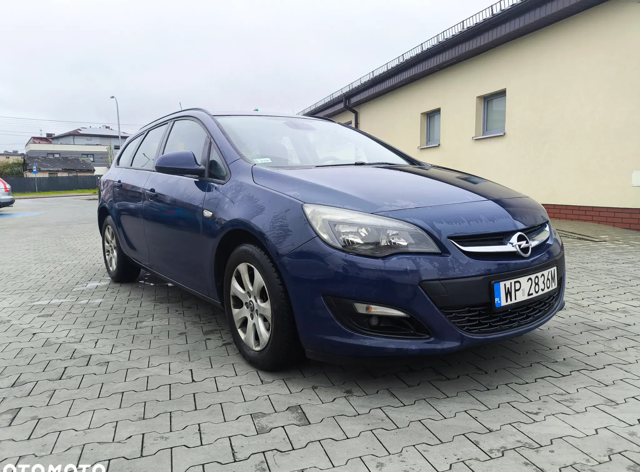 opel Opel Astra cena 25000 przebieg: 228000, rok produkcji 2015 z Płock